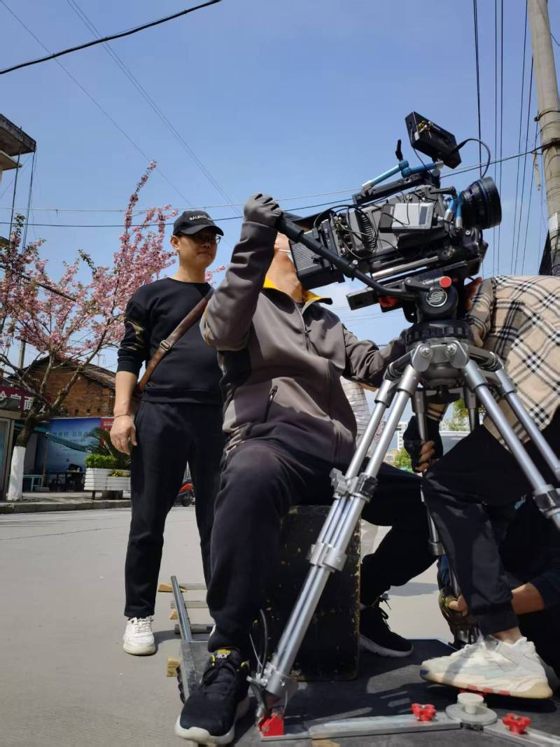 正宁县广告片拍摄：快消品牌爆款之选，网感内容适配社媒传播！